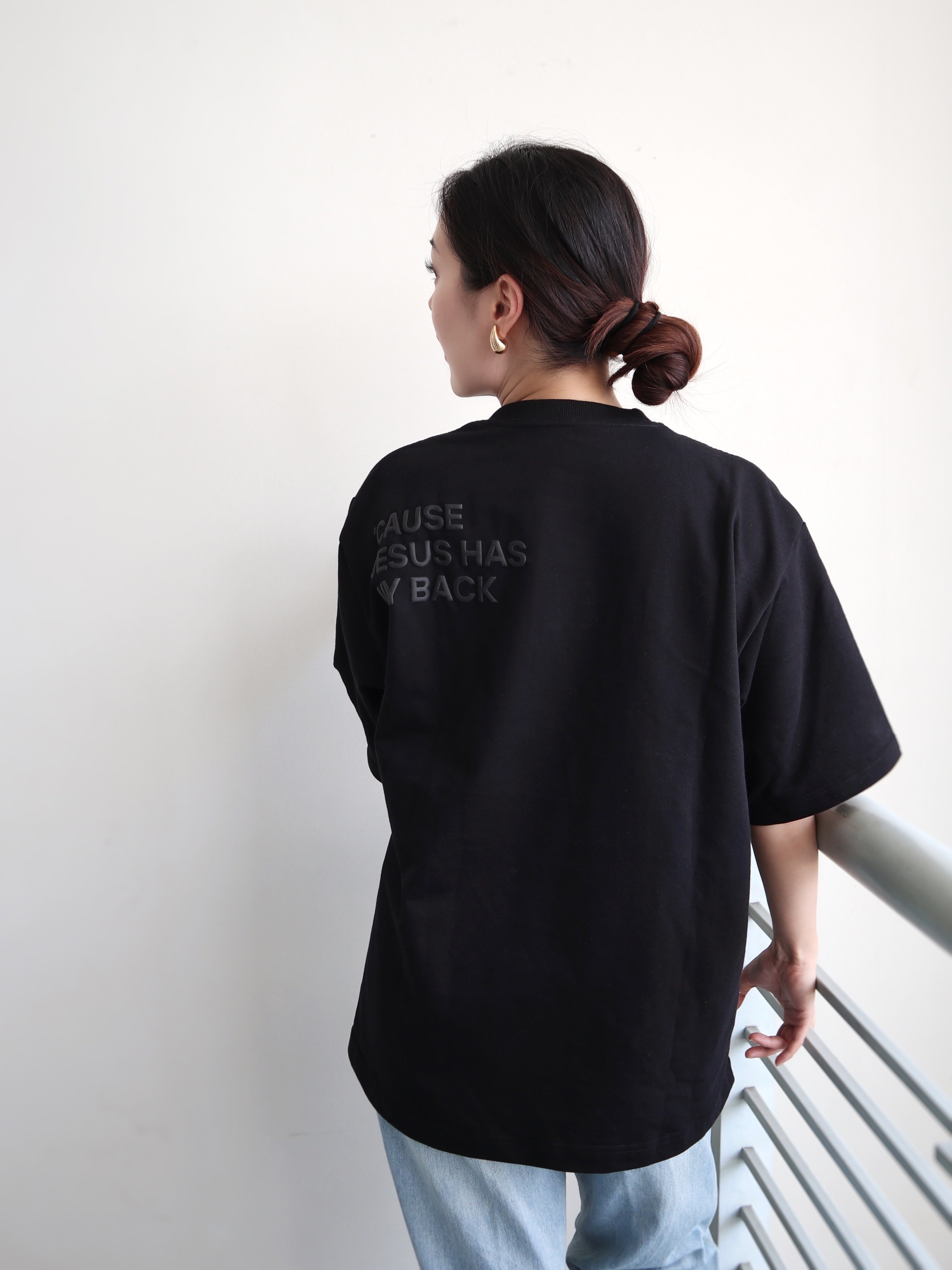 Jesus Has My Back Oversized Tee